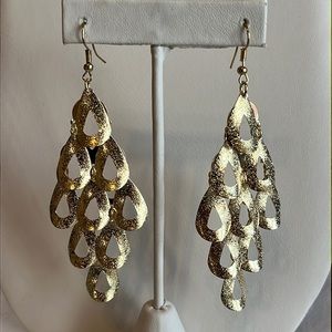 Gold Tone Teardrops Earrings